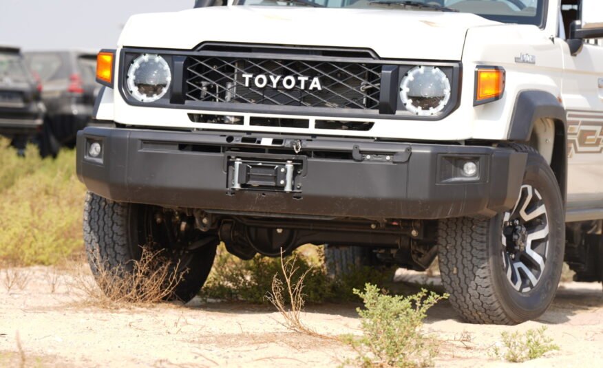 2024 TOYOTA LAND CRUISER 70 LC79 Pick Up 4 DR 2.8L DSL AT Full