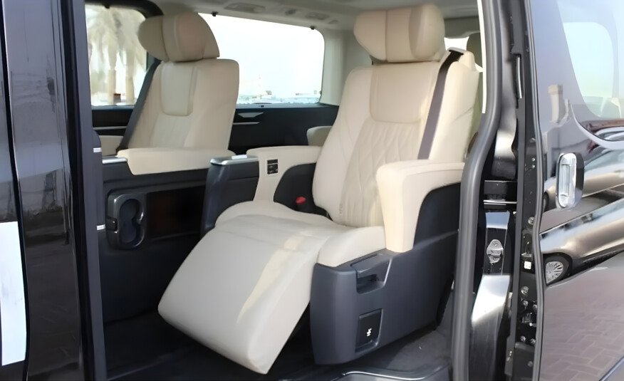 2024 Toyota Granvia 2.8L AT Diesel 6-seater